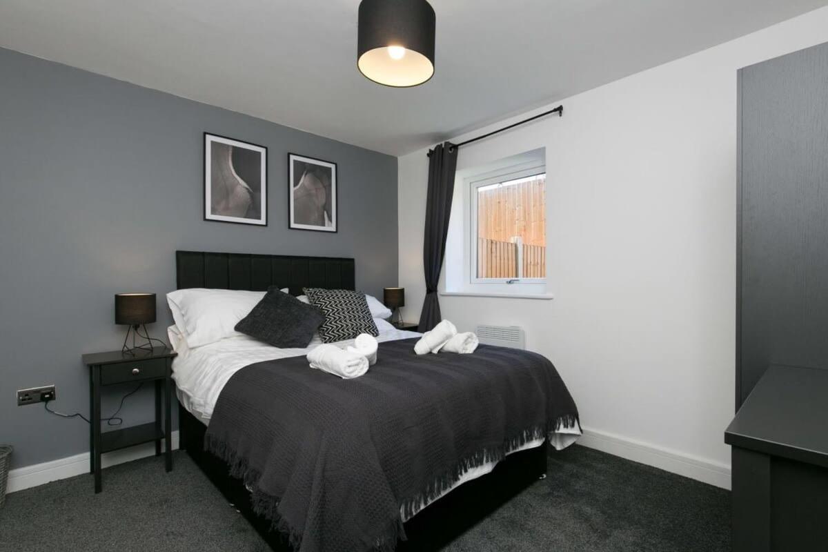Stunning 2 Bedroom Apartment In Wallasey Exterior foto