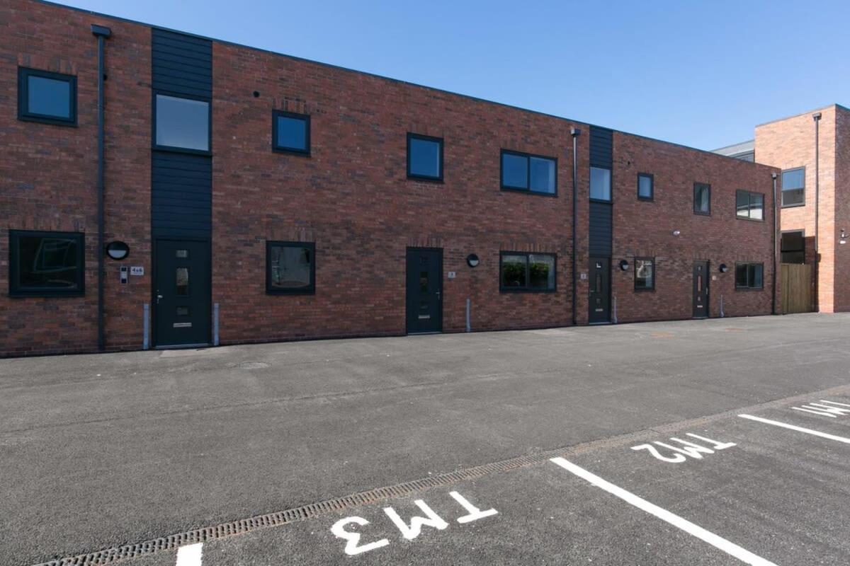 Stunning 2 Bedroom Apartment In Wallasey Exterior foto